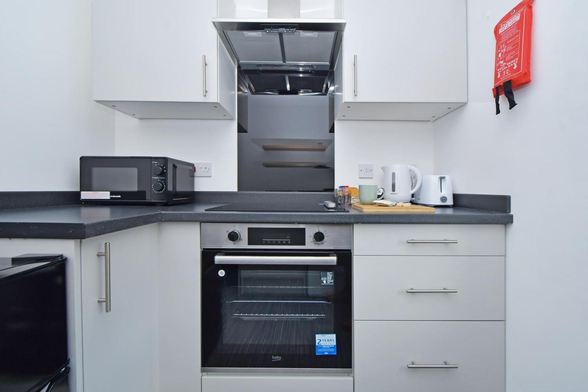 Sapphire Apartments By Yourstays - Luxury 2 Bedroom Apartments In Crewe Eksteriør bilde